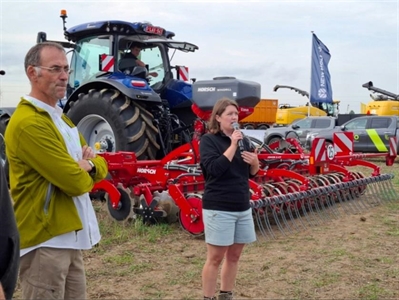 Demo zaaitechnieken op de Werktuigendagen