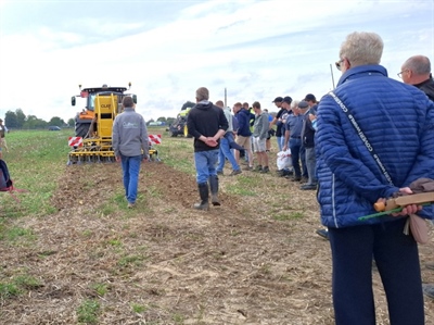 Kenniscarrousel Zwinstreek brengt innovatie tot op het veld